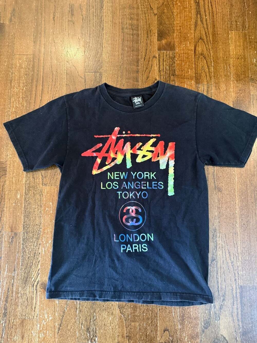 Stüssy World Tour Graphic T-Shirt Small Black Rainbow Cities
